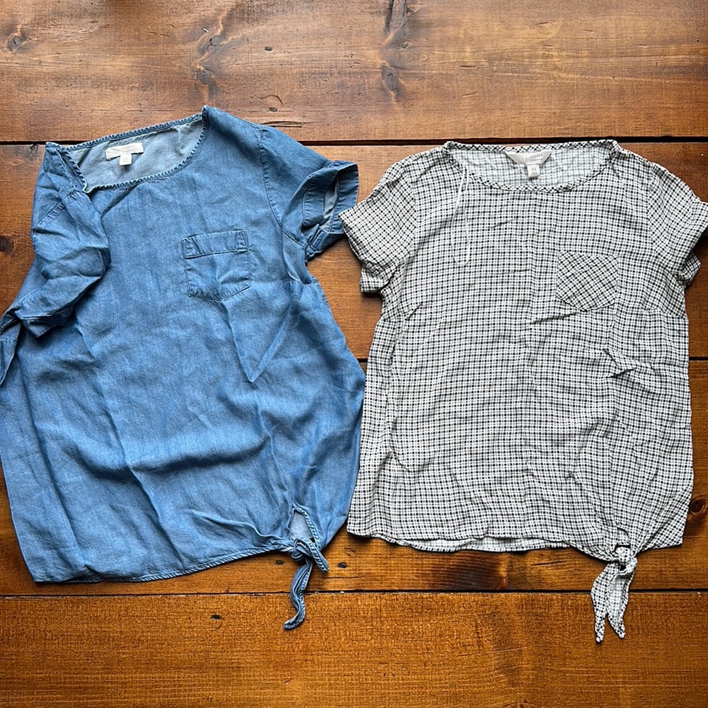 TODAY ONLY. 2 Lauren Conrad xsmall blouses